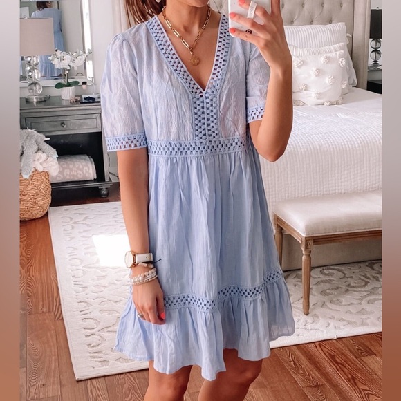 Knox Rose Dresses & Skirts - Knox Rose Light Blue Embroidered Midi Dress- size S
